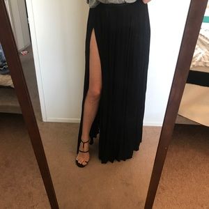 Black Ecote Maxi Skirt w/Double Slits